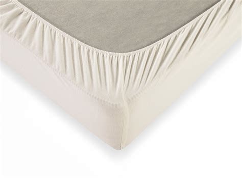 dormeo mattress protector.